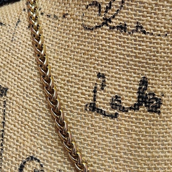 Vintage Goldtone and Rhinestone Necklace - Picture 4 of 7